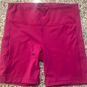 Athleta Ultimate Stash Pocket 7” Short